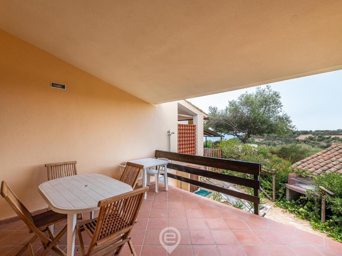 Porto Luna 25 - Hala Villa Villasimius Esterno foto
