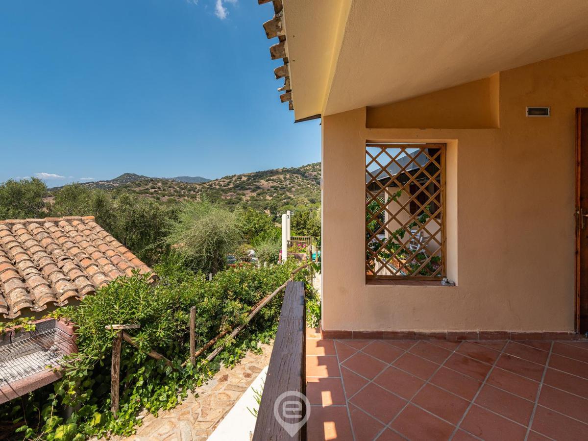 Porto Luna 25 - Hala Villa Villasimius Esterno foto